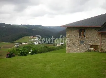 La Casa De Atras Holiday home Arancedo