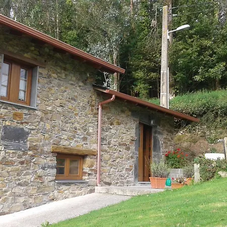 Сasa de vacaciones La Casa De Atrás Arancedo