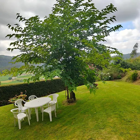 La Casa De Atrás Сasa de vacaciones *